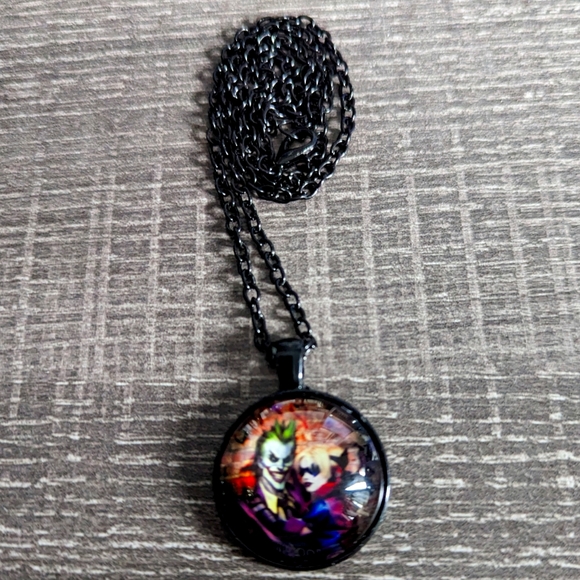 D.C. Joker and Harley Quinn Necklace, NWOT - Picture 1 of 3